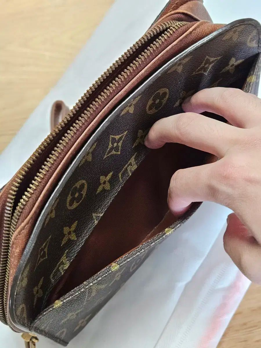 Vuitton
