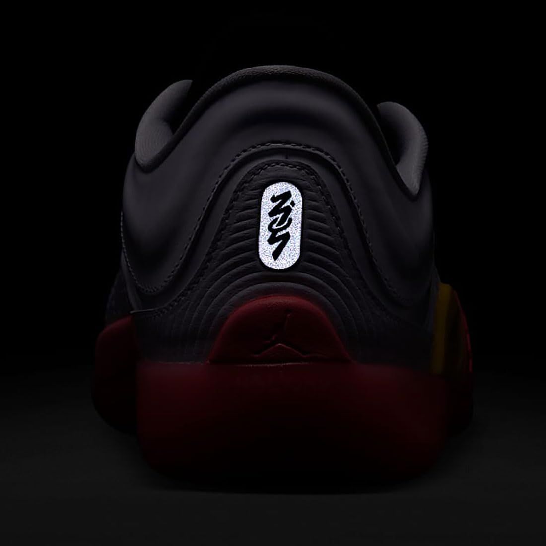  ナイキ ザイオン 4 PF ZION Sharonda ホワイト ブラック ツアーイエロー ホットパンチ FD 0591-101 26.5 cm その他 陸上競技