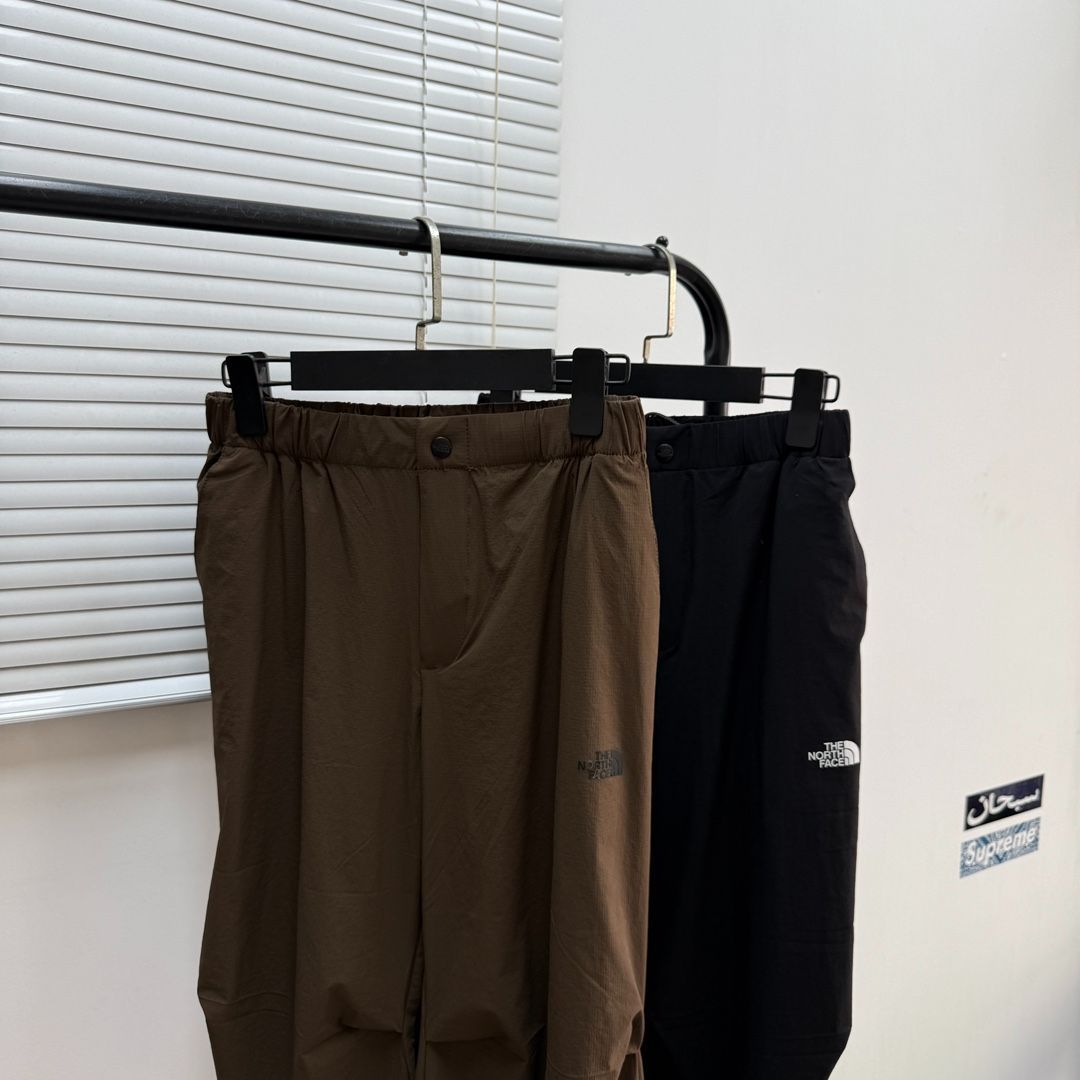 アウトドアスポーツ用 ワイドレッグパンツ