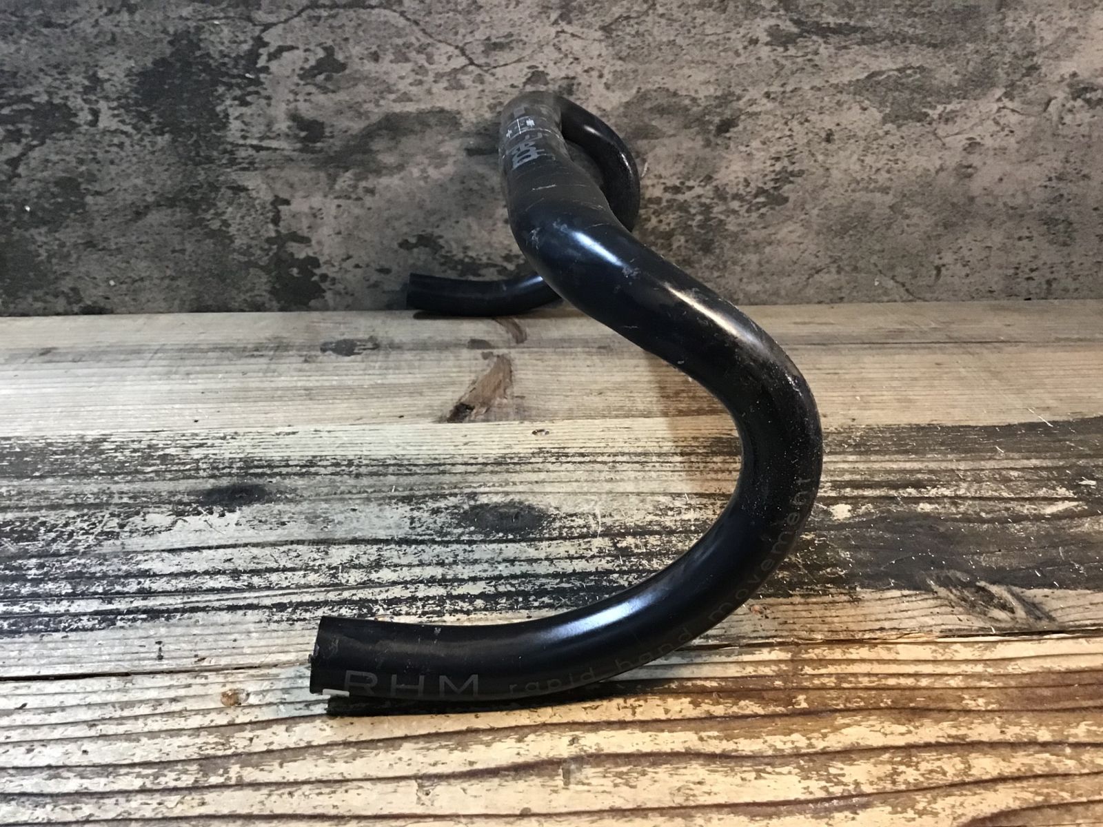 JH354 デダ DEDA SUPERLEGGERA カーボン ドロップハンドル Φ31.75mm エンド外-外420mm