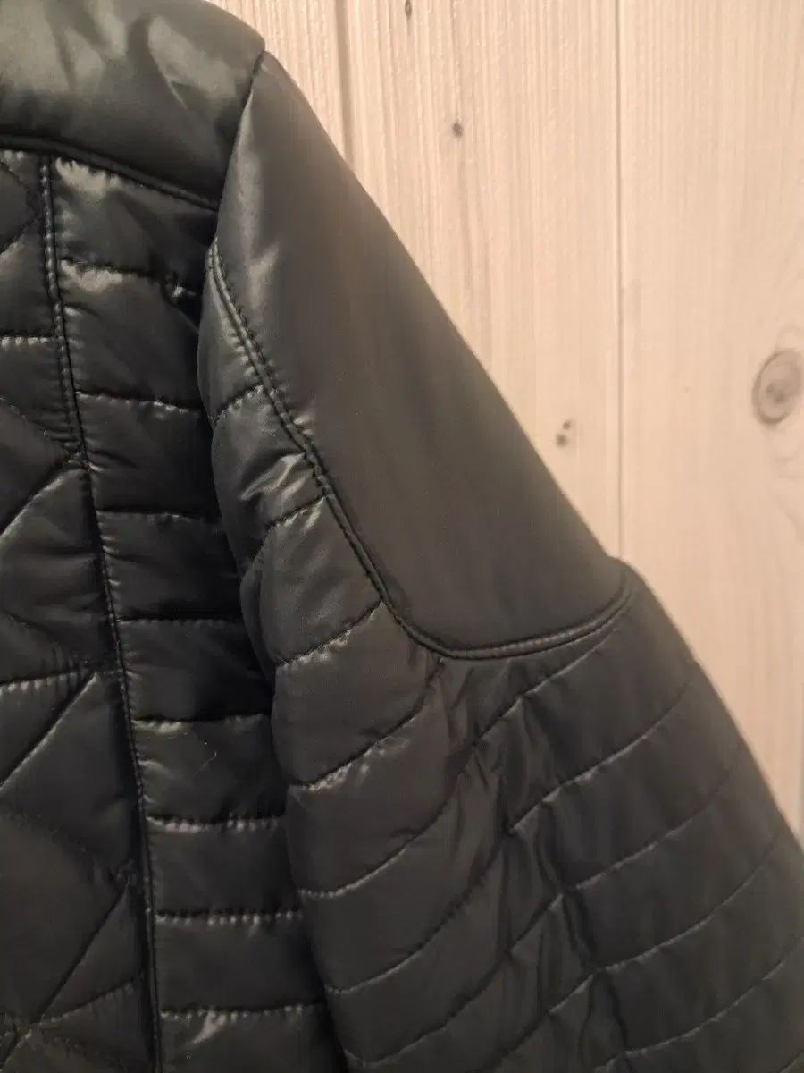 アディダス ライトウェイトジャケット