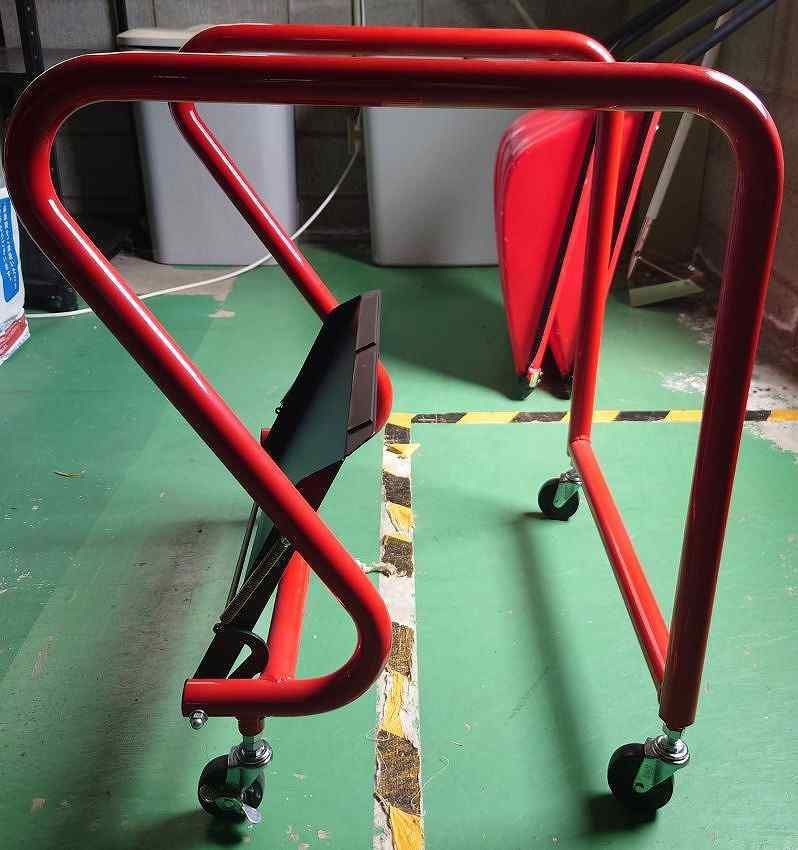 移動式タイヤラック