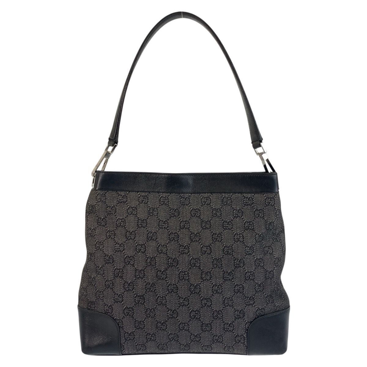 美品 GUCCI グッチ ブラック 黒 シルバー金具 GGキャンバス
