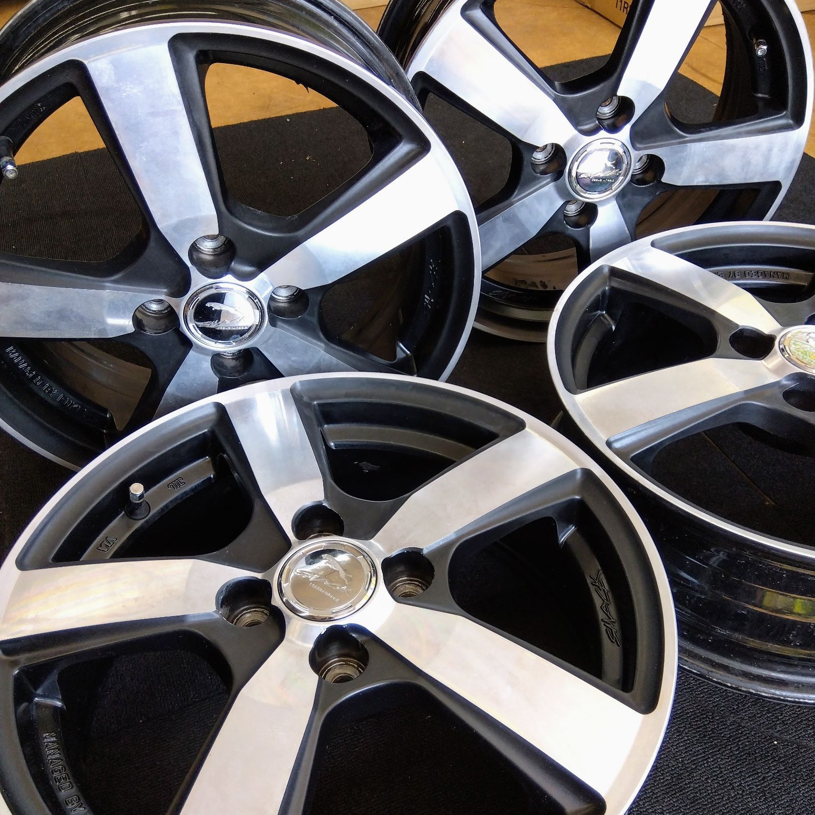 15×5.5J+43】中古 ホイール 4本セット ENKEI SMACK CORSAIR