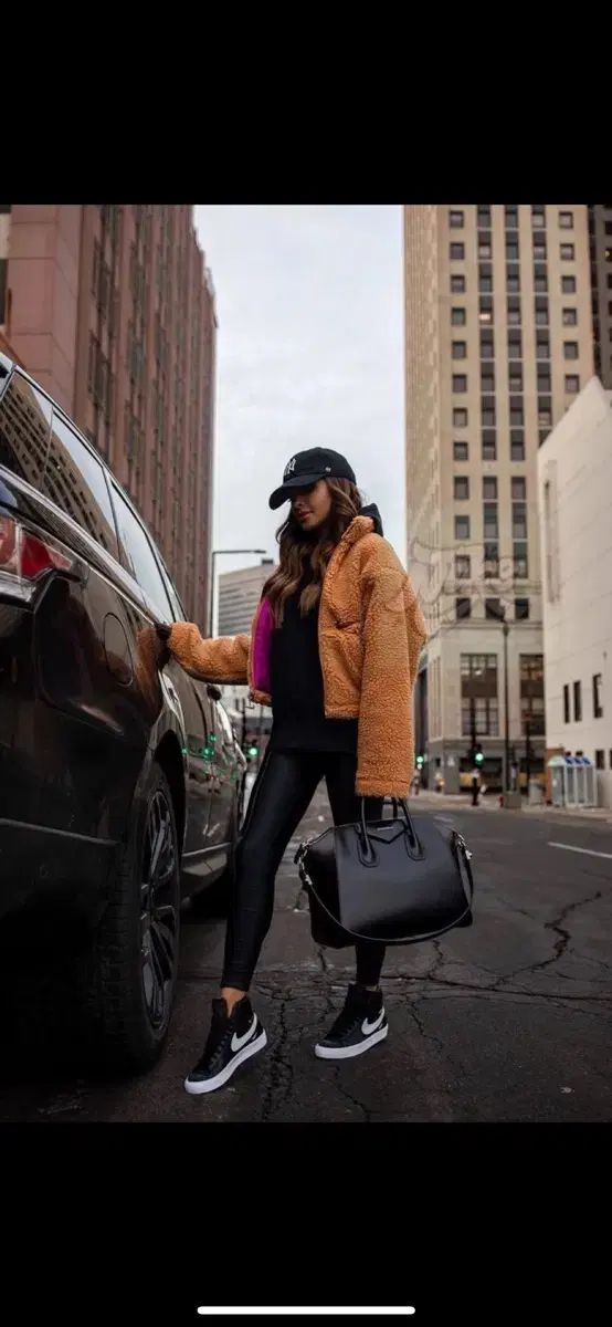 ナイキ スウッシュ シェルパ シープスキン ボア ジップアップ セット 2-3回 着用