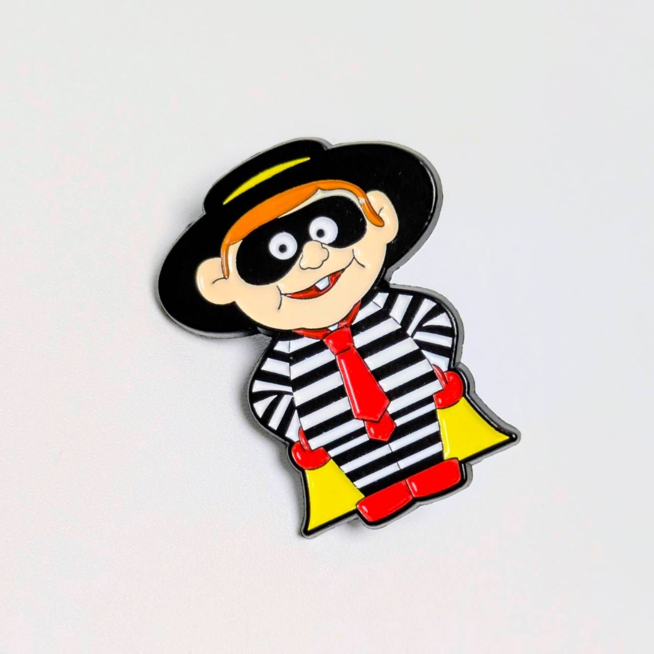 マクドナルド ハンバーグラー　ピンバッジ 送料無料！ ☆ピンズ PINS☆ピンバッジ 【 McDonald's