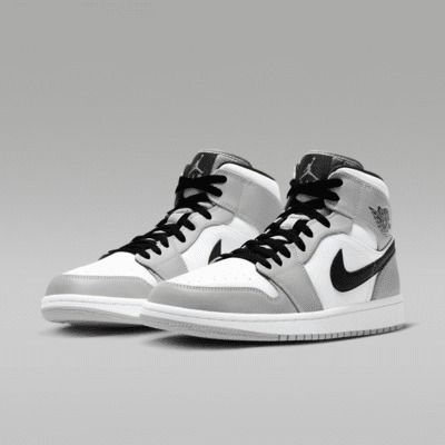 NIKE AIR JORDAN 1 MID LIGHT SMOKE GREY/BLACK-WHITE - メルカリ