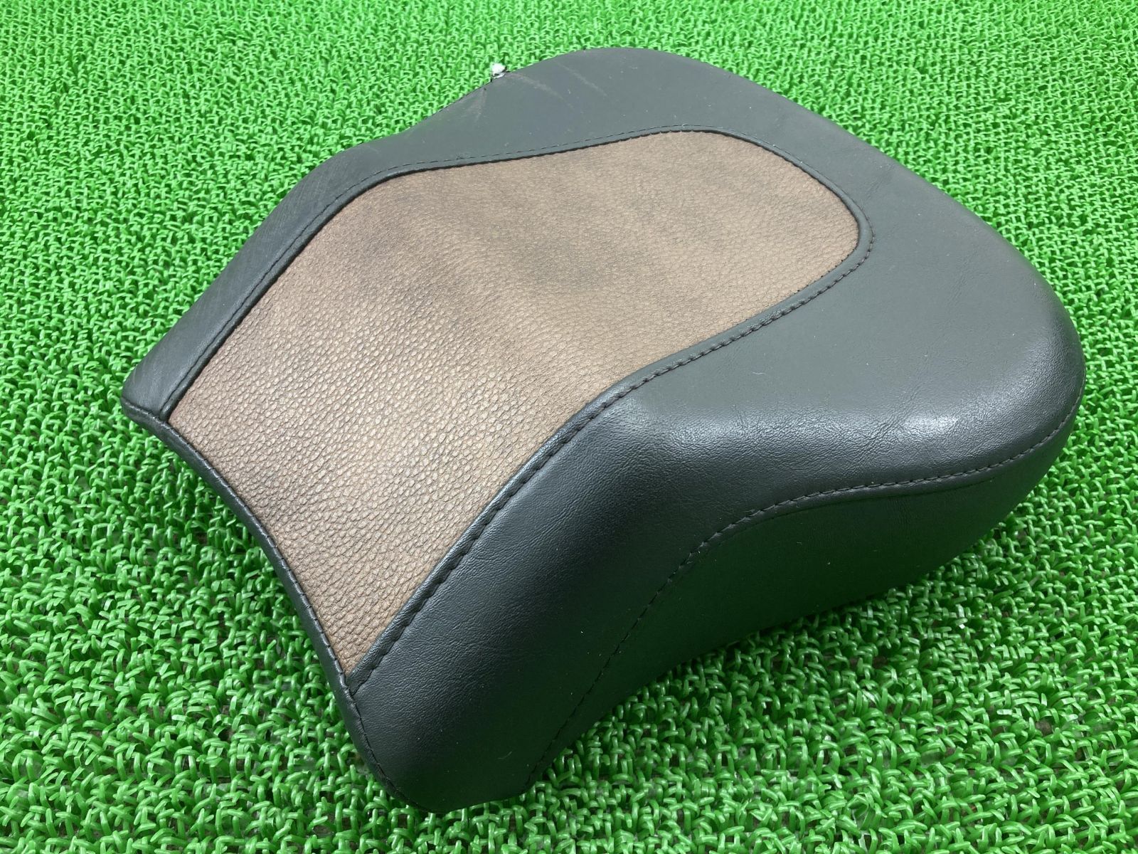 ハーレー純正シート タンデム用 flstf 2001年 中古 ☆中古シート