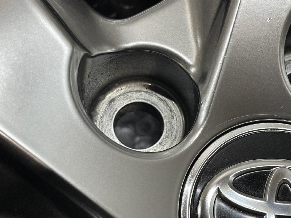 Gグレード 純正ホイール