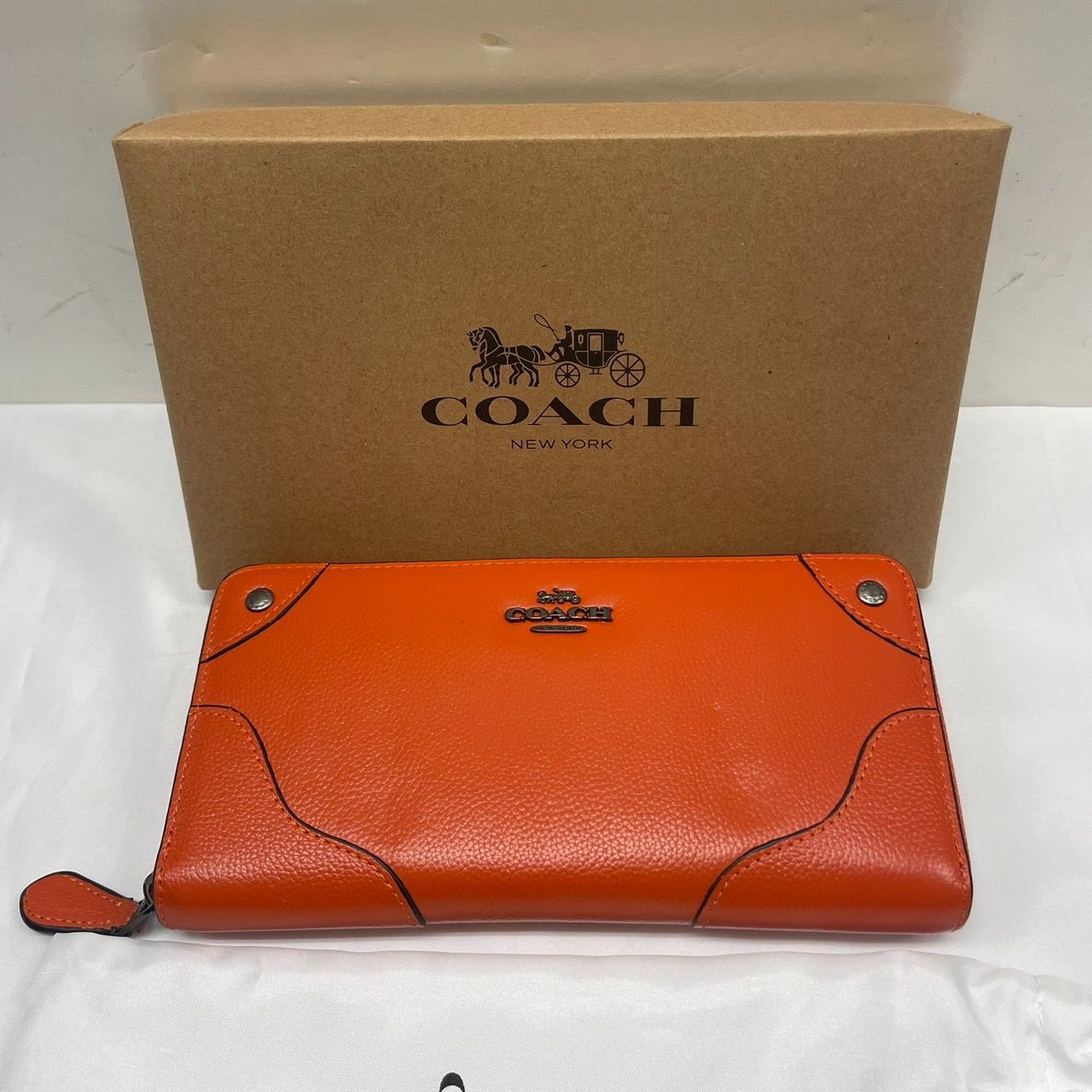 新品 未使用 COACH コーチ 長財布新品 オレンジ×シグネチャー COACH 