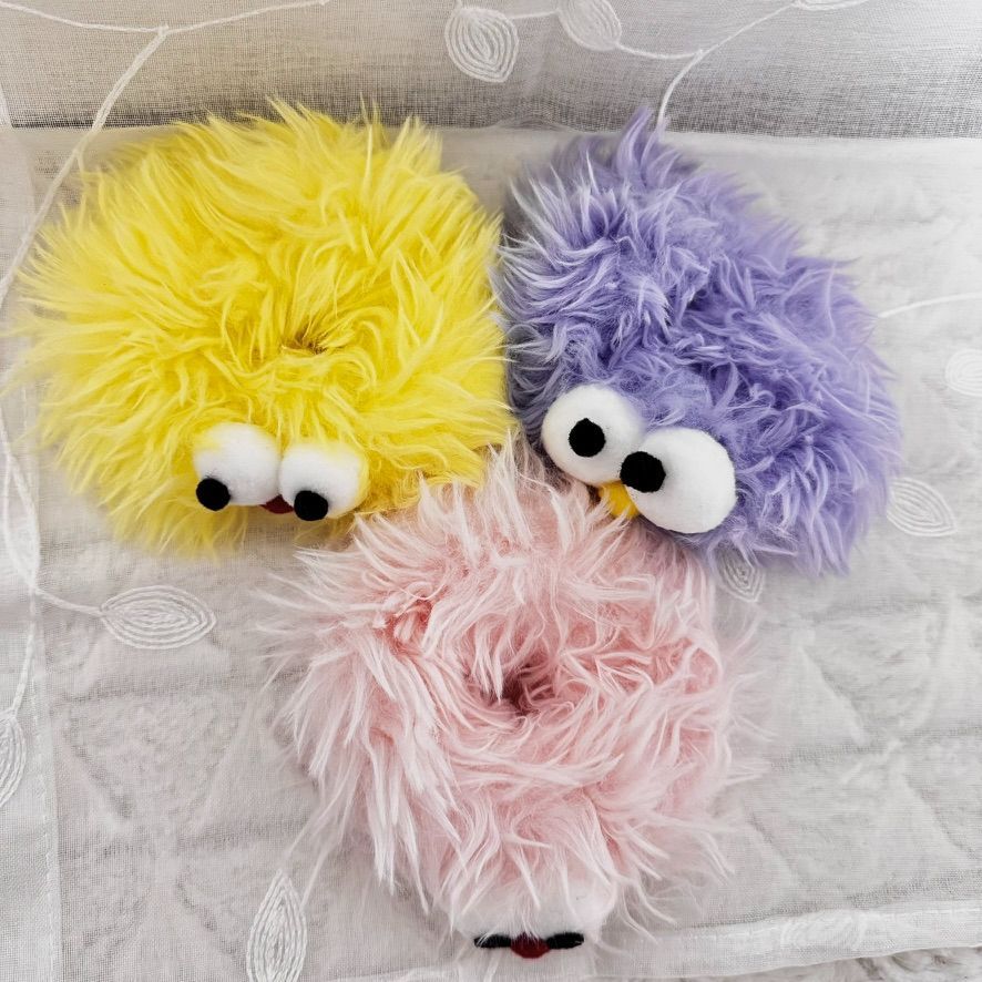 売り切れ★もこもこシュシュ★ピンク系 1個】ピンク シュシュ モンスター 韓国 可愛い もふもふ Y2K