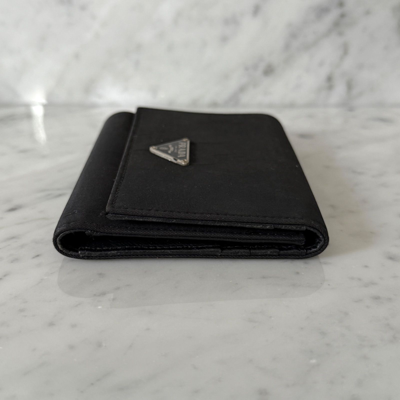 PRADA プラダ 三つ折財布 ナイロン ブラック 黒 トライアングル レザー