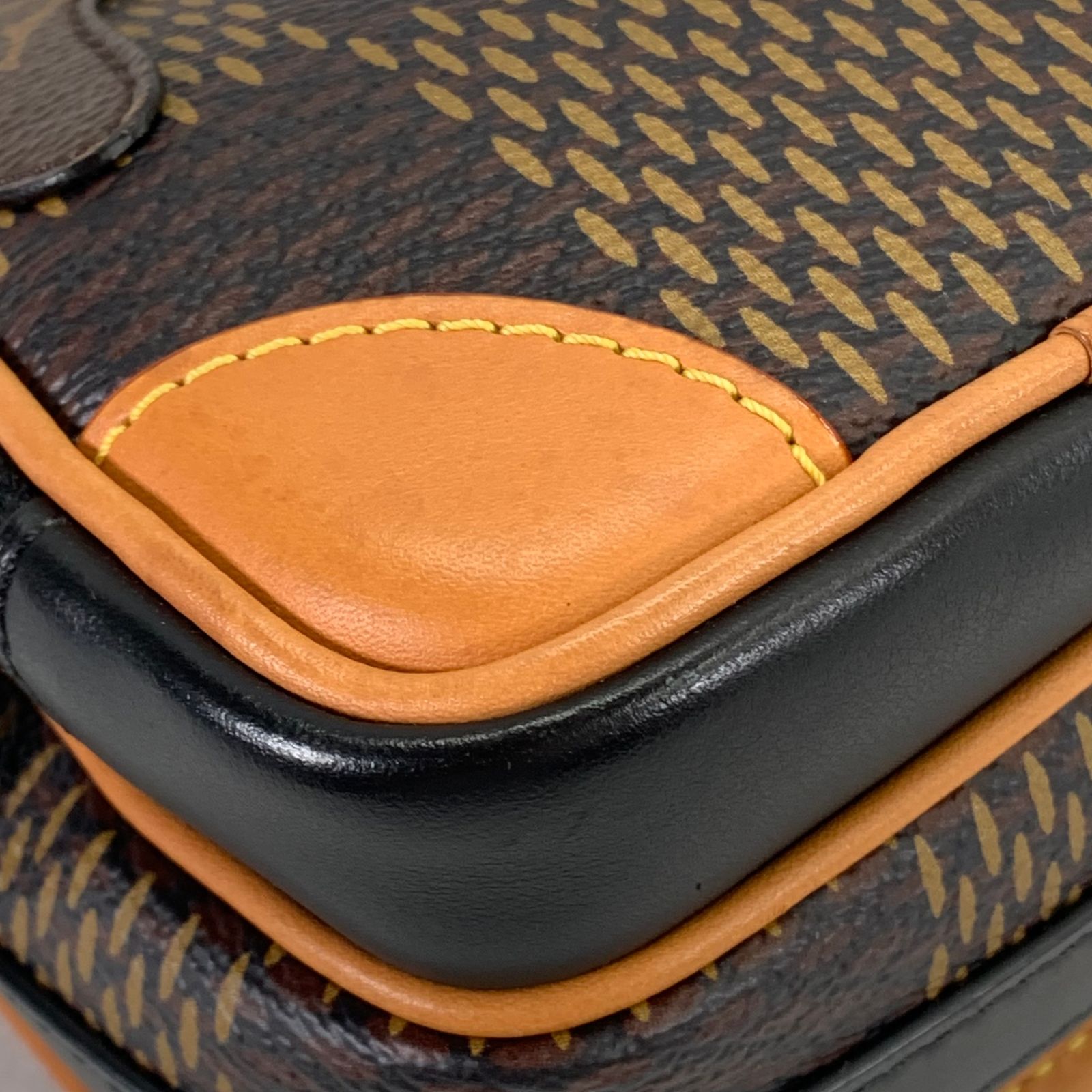 LOUIS VUITTON ルイヴィトン×NIGO ショルダーバッグ アマゾン スリング