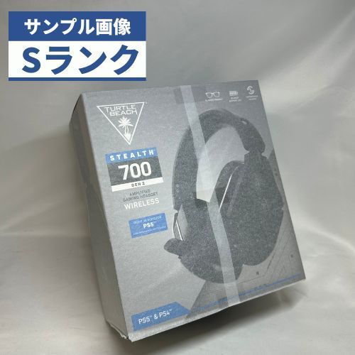 700