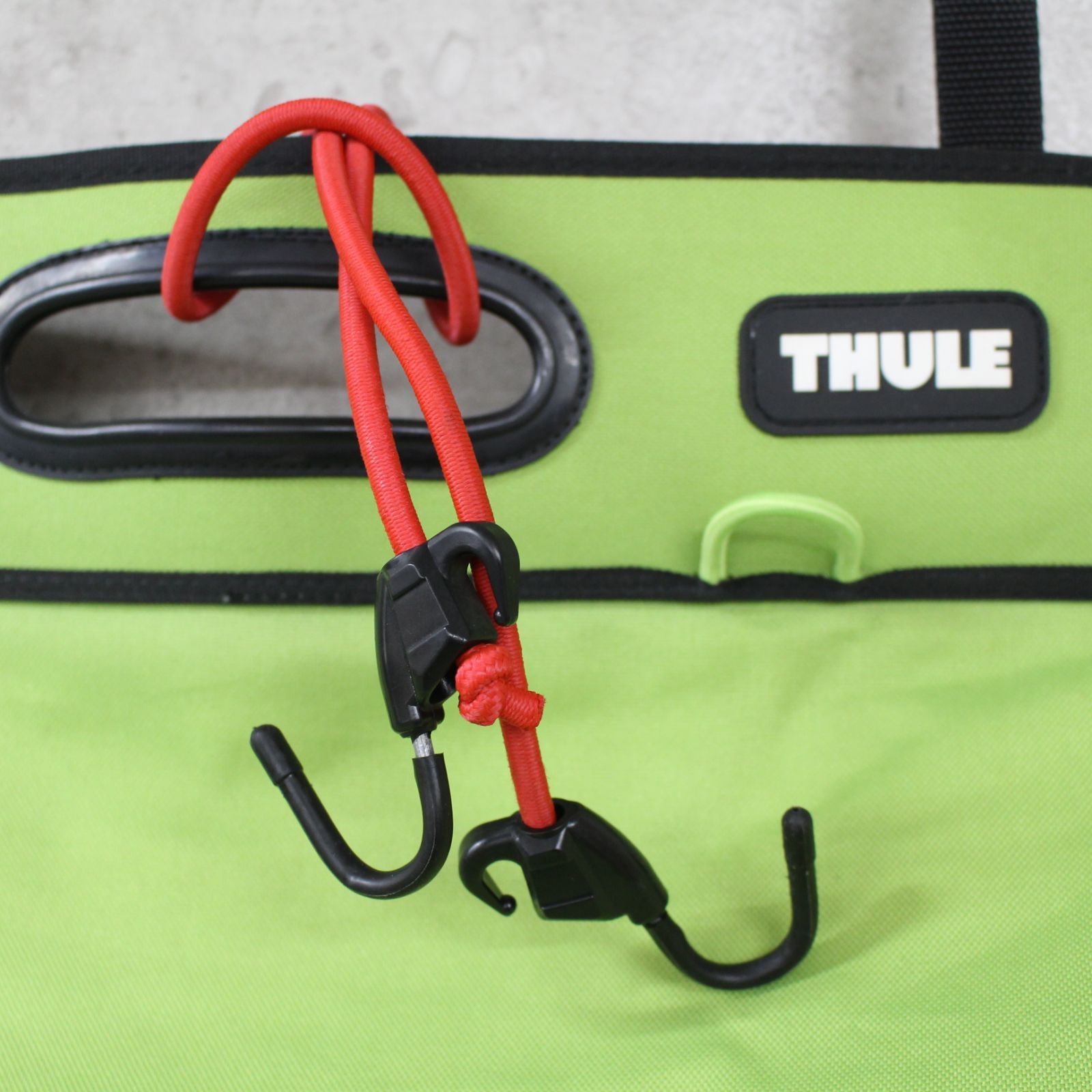 THULE スーリーシューズオーガナイザー　壁掛け キャンピングカー・パーツセンター・車中泊・車内泊用品・移動