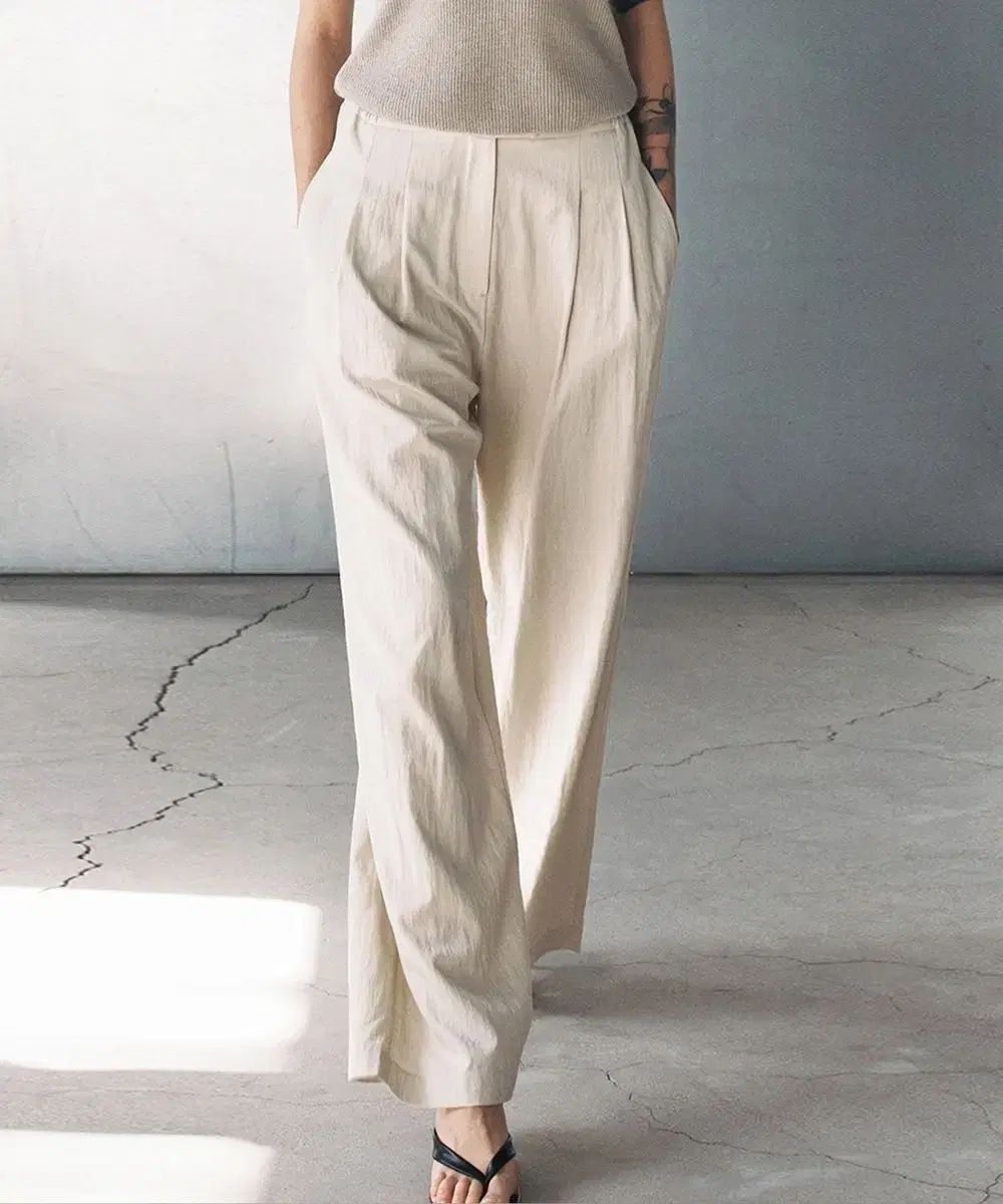 アットモア ワイド ISTJ VENDING MACHINE Ver. パンツ