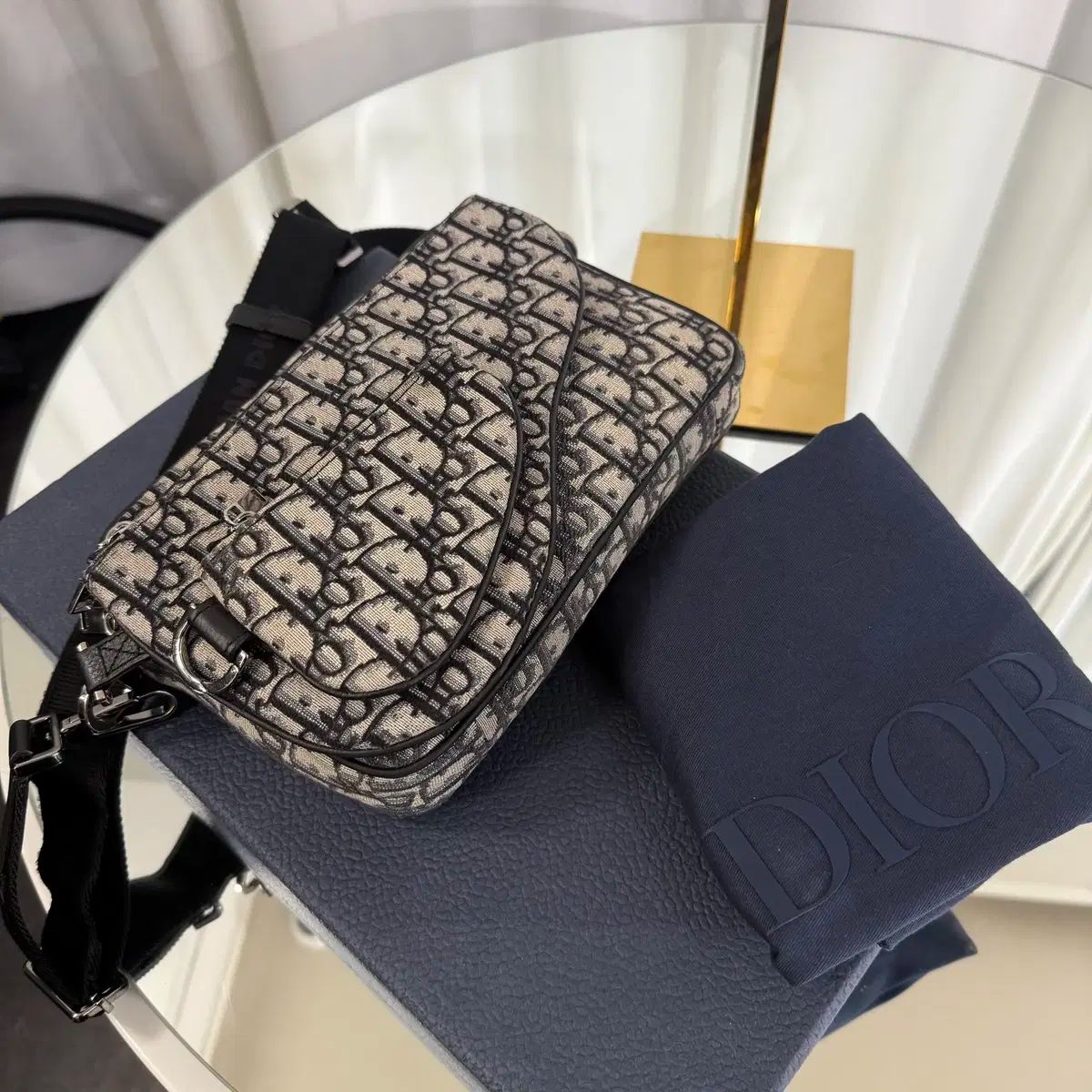 送料無料・返品無料。 ディオール オブリーク トリプル ポーチ クロスバッグ