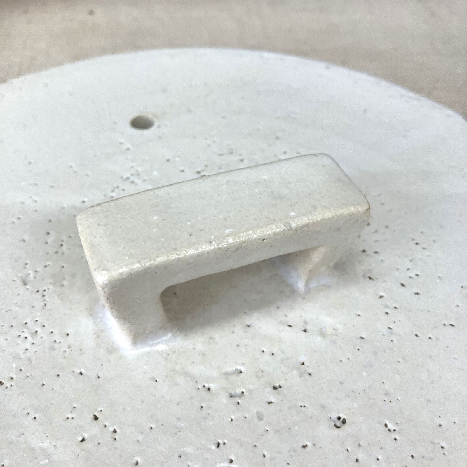 ピストロ土鍋 白