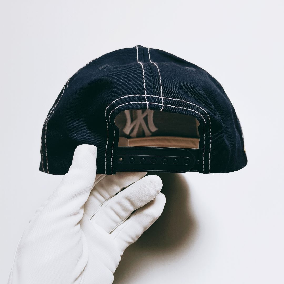 新品未使用・日本未発売】UNIFORM STUDIOS キャップ 反転NYロゴ