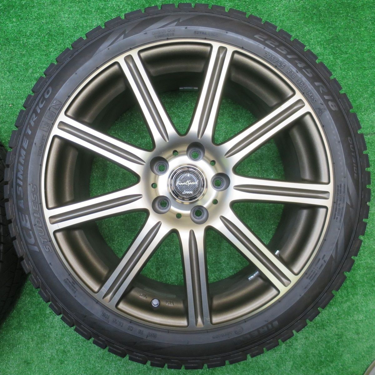 バリ溝 9.5分 スタッドレス Final Speed 225 45R18 ピレリ アイスアシンメトリコ ATECH ファイナルスピード PCD114.3 5H 5100807NJス