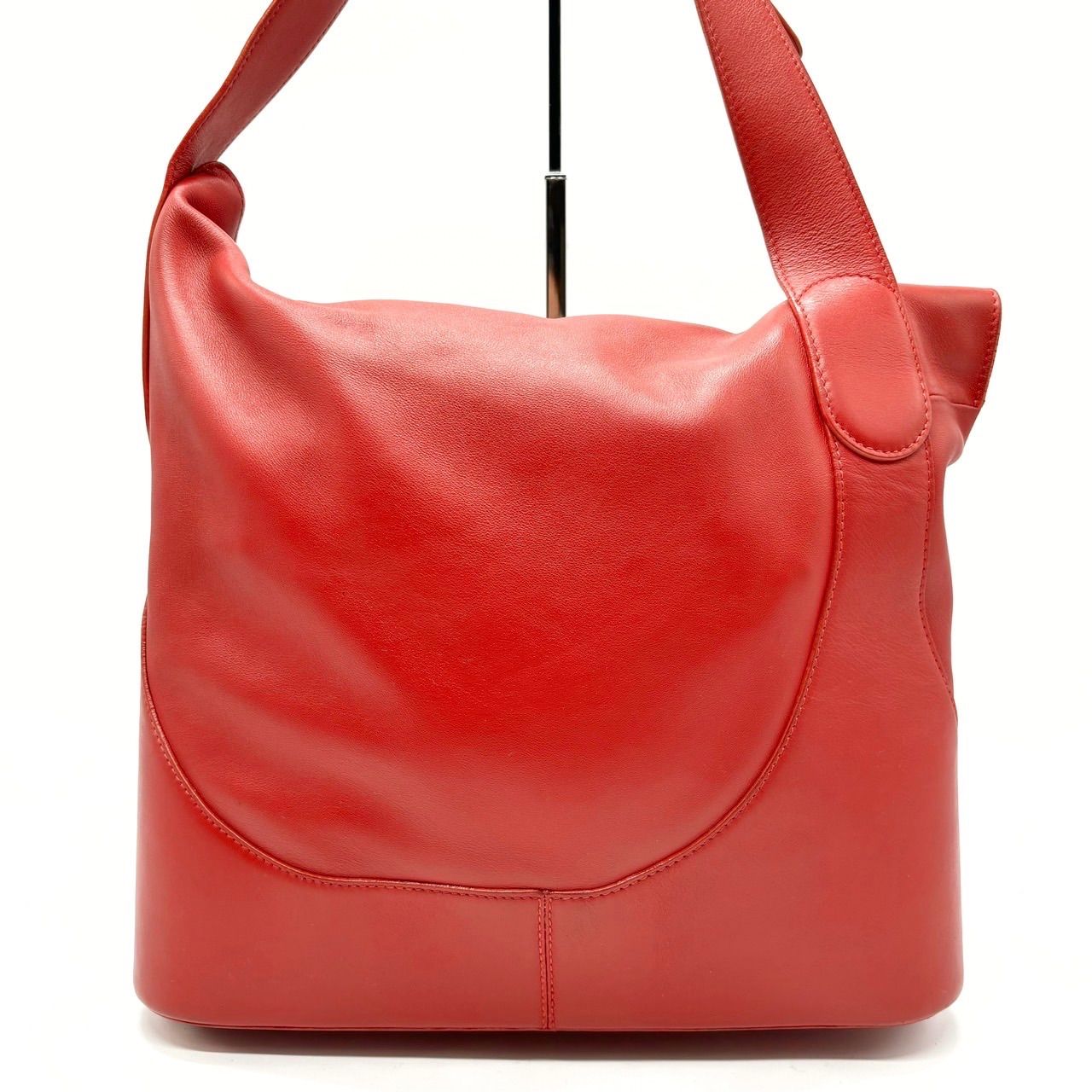 ロエベ LOEWE ロエベ トートバッグ レッド×ゴールド金具 ハンドバッグ 