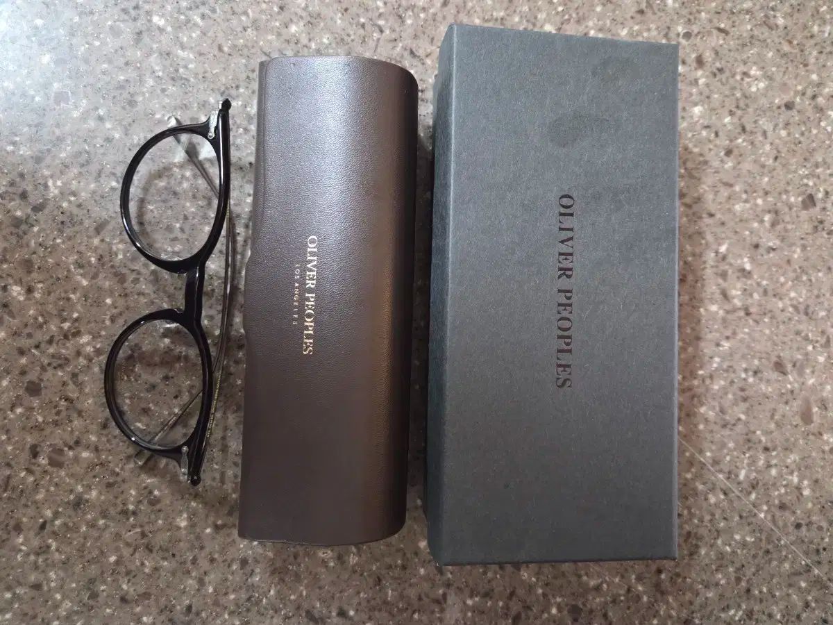 OLIVER PEOPLES オリバーピープルズ マレット OV534 メガネ ブラック