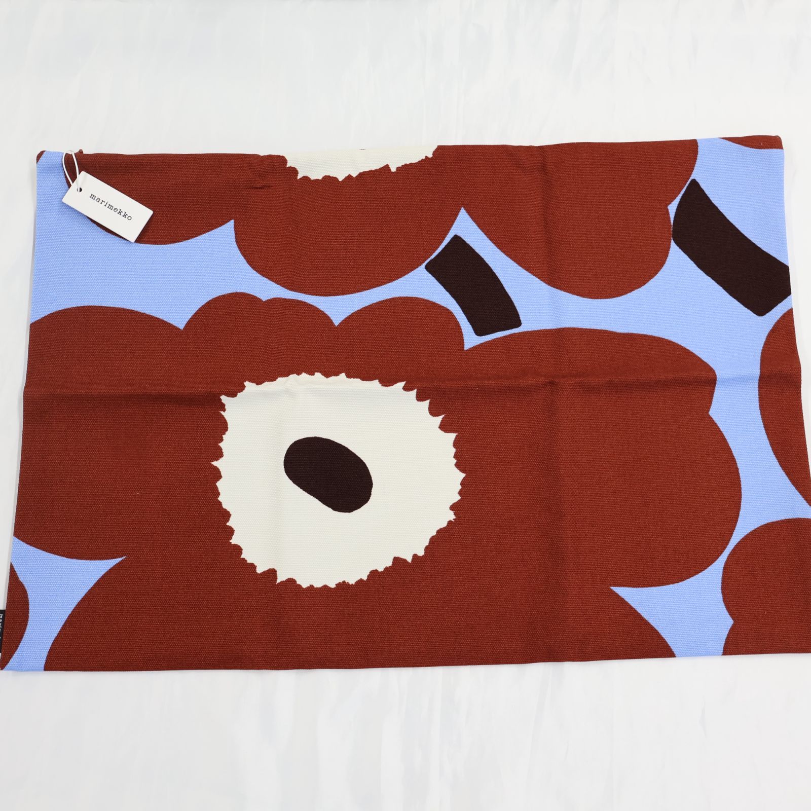 ★新品・未使用★MARIMEKKO クッションカバー　60cm×40cm