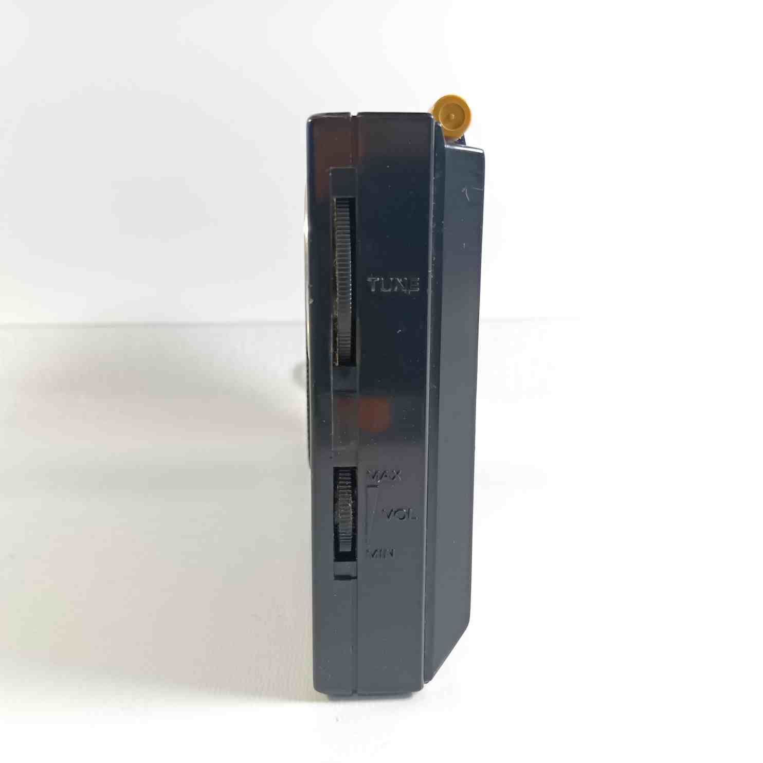 動作品　SONY ソニー ラジオ ICF-110 美品　中古　昭和　レトロ Yahoo!オークション -「ラジオ sony icf-110」の落札相場・落札価格