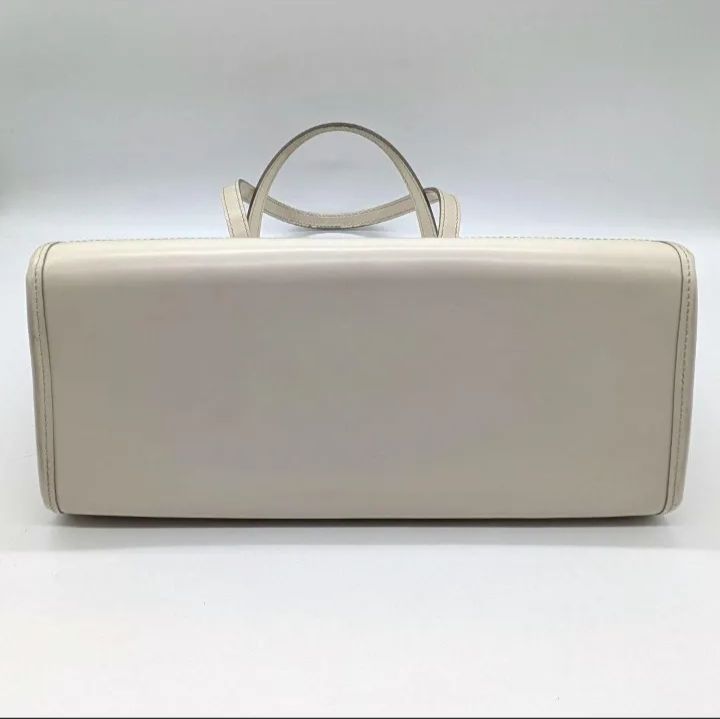 た*ん様 ルイヴィトン エピ マドレーヌPM M5933J AR2097 イヴォ ルイヴィトン エピ マドレーヌPM M5933J AR2097 イヴォワール