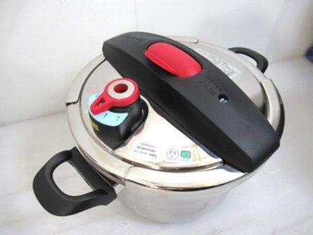 【新品未使用品】 ワンダーシェフ エリユム 両手圧力鍋5.5L ワンダーシェフ Wonder chef エリユム 家庭用両手圧力鍋 5.5L 内