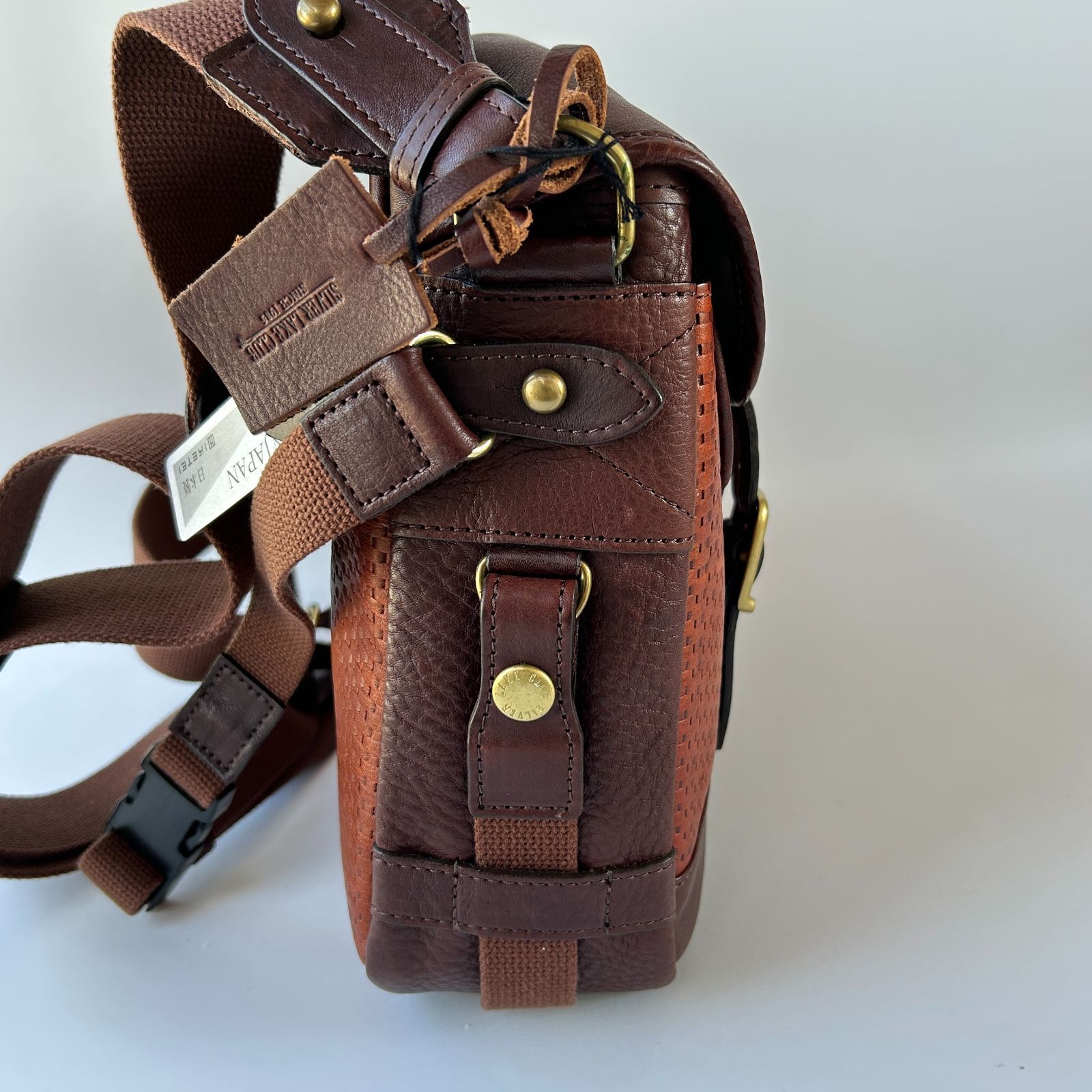 SILVER LAKE CLUB ショルダーバッグ A4 ビク タグ付（極美品）(SILVER