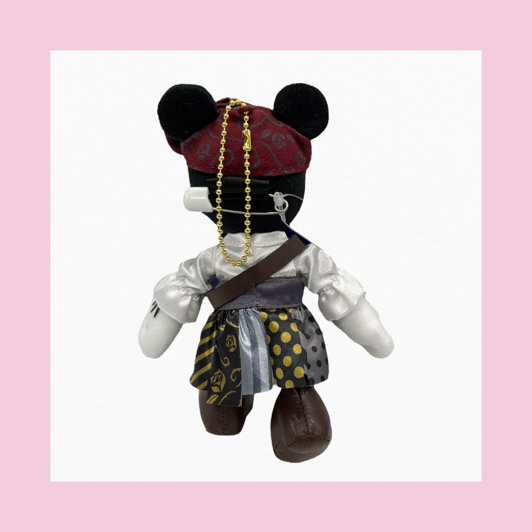 ディズニー　パイレーツオブカリビアン　ミッキー　ミニー　ぬいぐるみバッジ 厳選♡ Disneyパイレーツオブカリビアン ミッキー ミニー