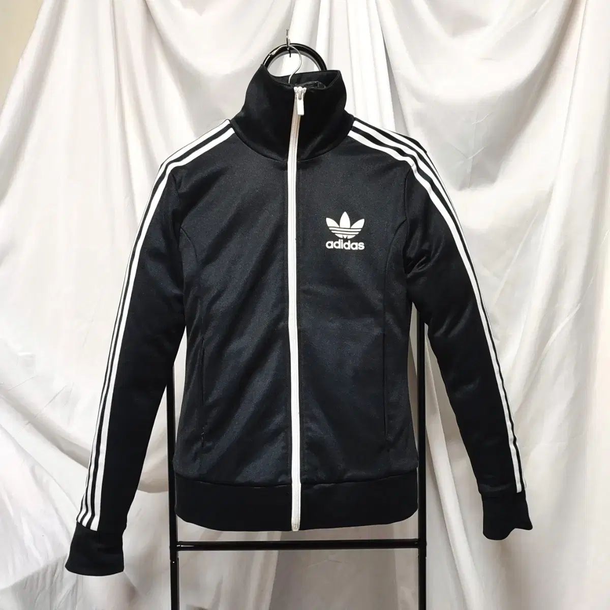 adidas(アディダス) トラック ジップアップ ブルゾン M （ 95 ）