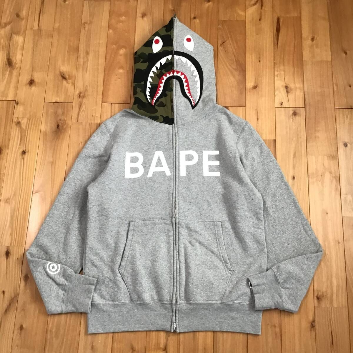 a bathing ape エイプシャークパーカーグレー 【公式通販】