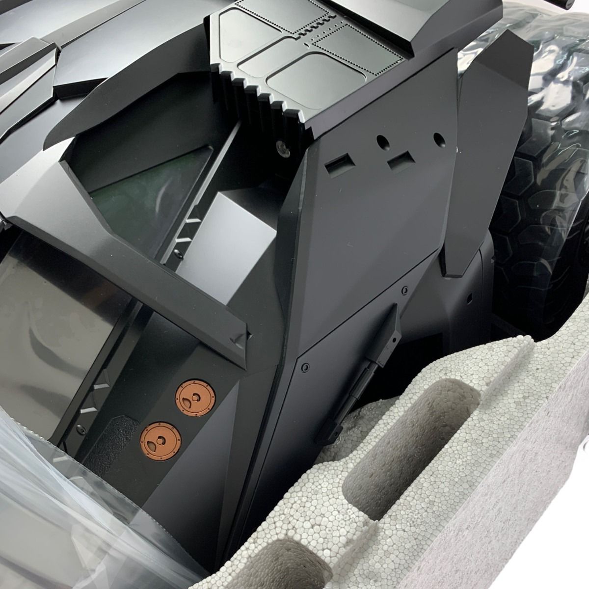 ▽▽HOTTOYS ホットトイズ バットマン バットモービル 1/6スケール 