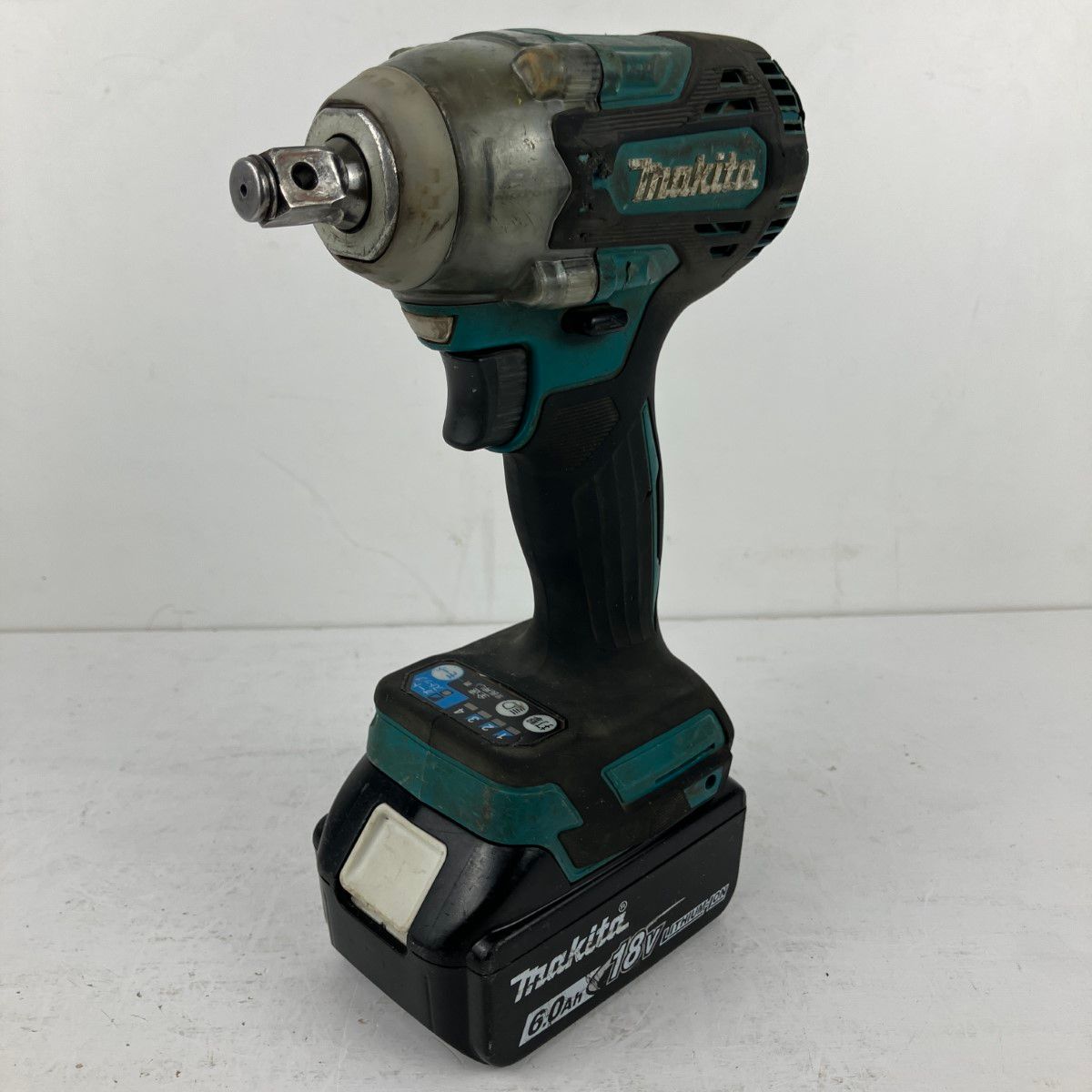 ЗЗMAKITA マキタ 18v 12.7mm 充電式インパクトレンチ バッテリーx1付 TW300D ブルー