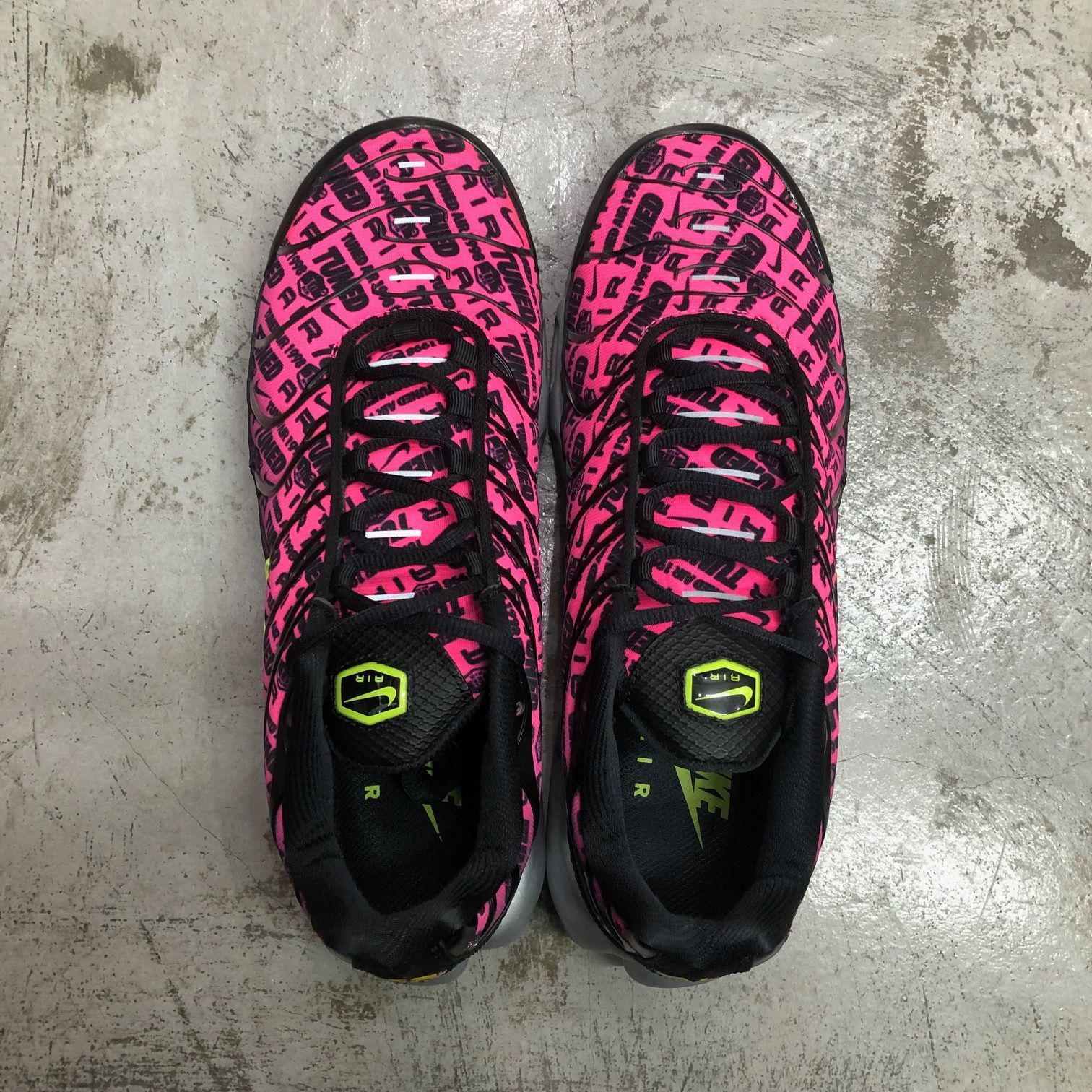 ナイキマーキュリアル 国内正規 Nike Air Max Plus Mercurial 25 Hyper Pink and Volt