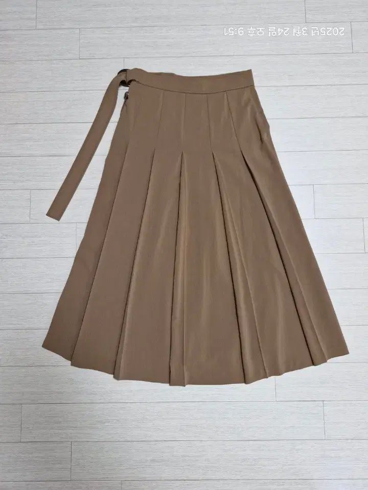 スカート