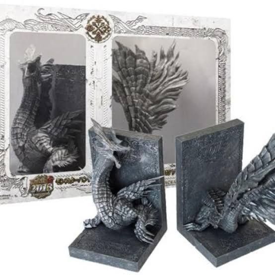 モンスター・ハンター フロンティアG ブックスタンド（ブックエンド） モンスター・ハンター フロンティアG ブックスタンド（ブック