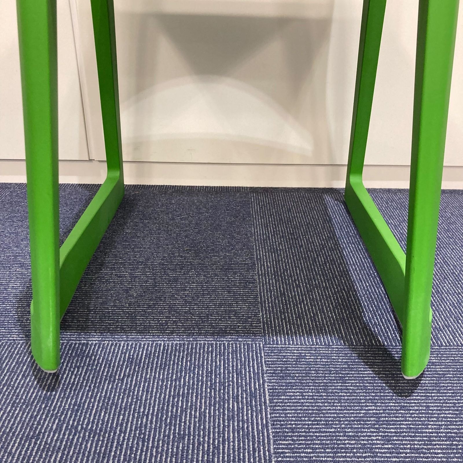 A Tip Ton ティプ トン 440-230-76 vitra ヴィトラ MARWIL-DEMENAGEMENTS_CH