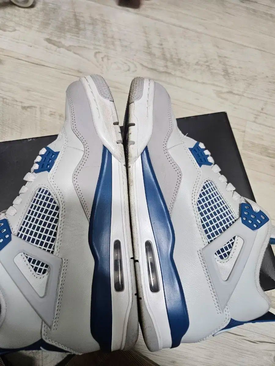 SALE♪関税込ジョーダン 4 レトロ インダストリアル ブルー 脱げにくい 子供靴