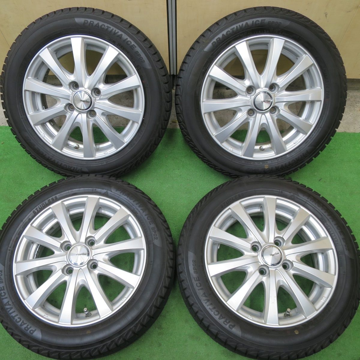 【3322】20年 155/65R14 YH アイスガードIG50+ ジョーカー YH_IG60_snow.jpg