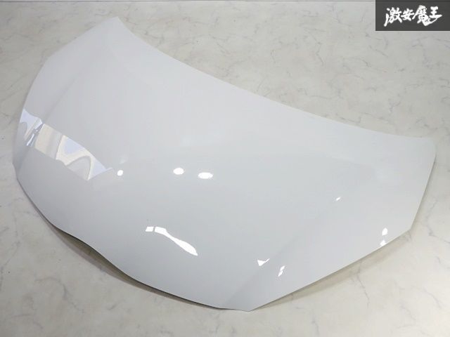 凹み無し| トヨタ 純正 NHP10 アクア 前期 ノーマル ボンネット エンジンフード フード パネル 白 ホワイト系 ソリッド