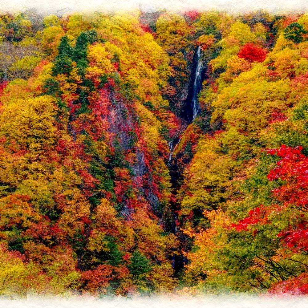 最安値，本物保証】 和紙の絵写真 「紅葉の八滝」 平面額縁付き