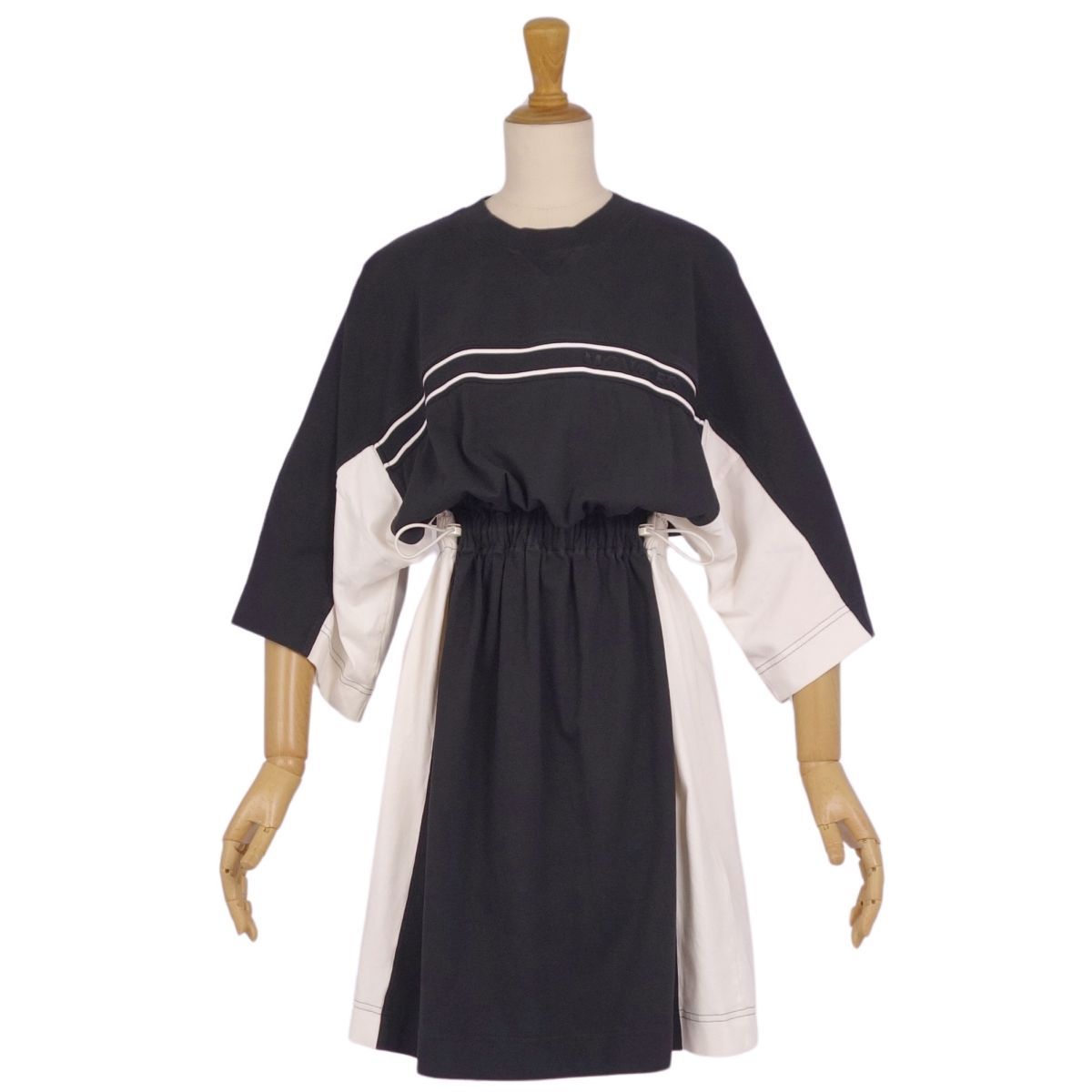 モンクレール MONCLER ワンピース 2025 七分袖 ロゴ コットン