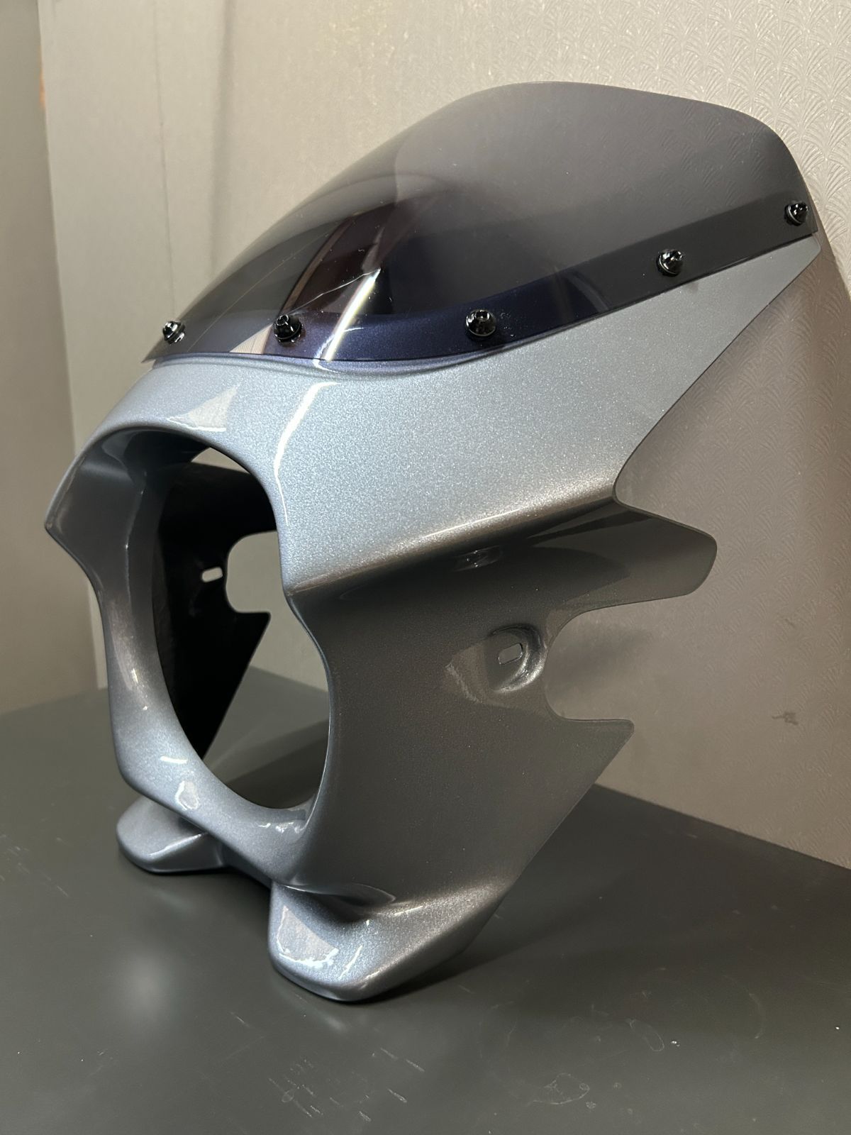 鏡面仕上げ Z650RS 設計 日本製 ビキニカウル メタリックムーンダストグレー 純正色 ショートスクリーン スモーク マウントボルト ボルト類一式付属