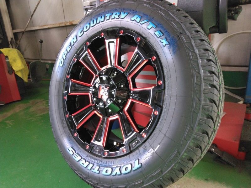 215|70R16 ホワイトレター