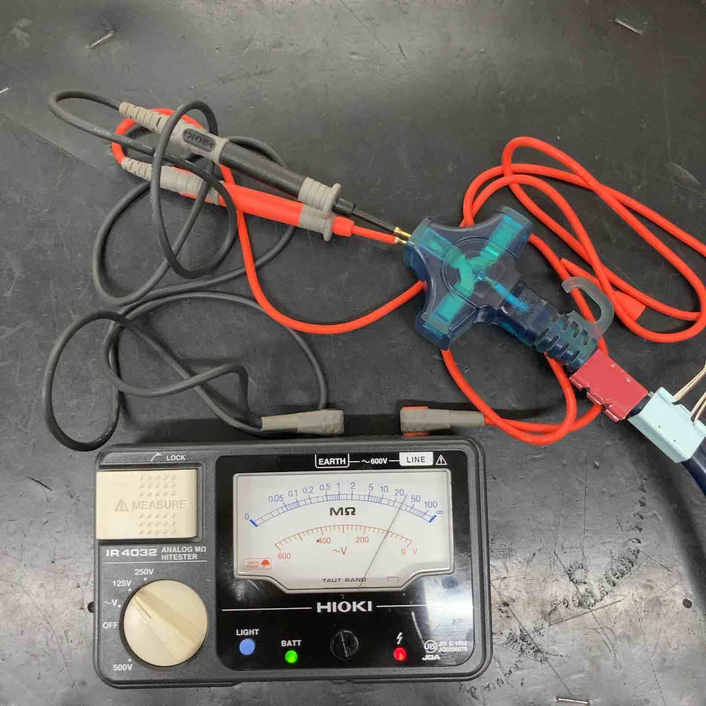 ◇日置電機(HIOKI) アナログメグオームハイテスター 3レンジ 絶縁抵抗
