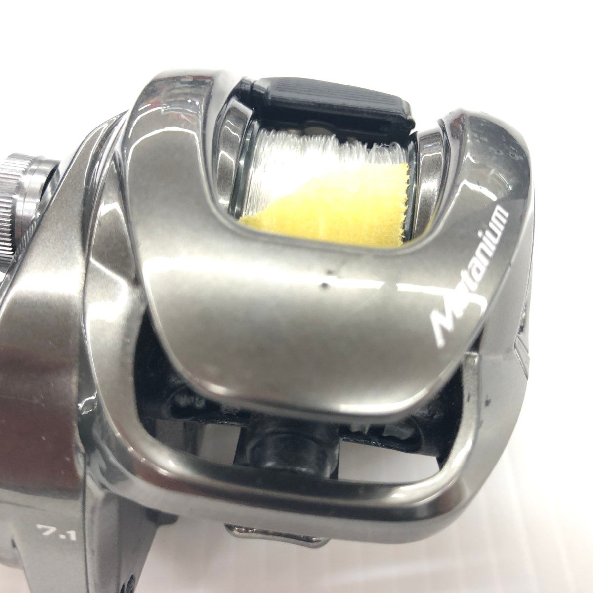 SHIMANO - σσSHIMANO シマノ 20メタニウムHG RH 程度A 04114 SHIMANO シマノ 20メタニウムHG RH 04114 やや傷や汚れあり