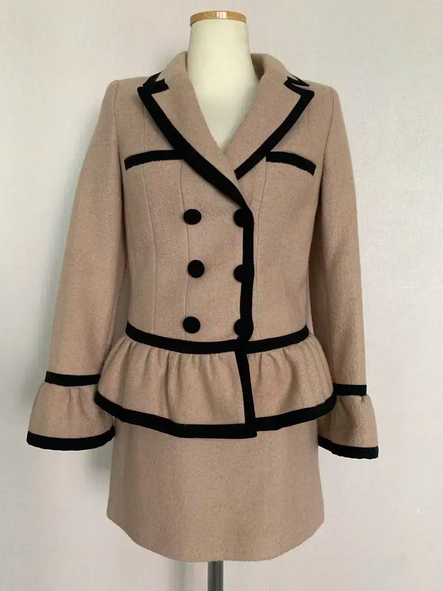 最高品質を待つ！ milkcocoa ミルクココア ウール セットアップ 海外ファッション通販。